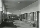 Interiör i Uppsala Centralstation och väntsal.