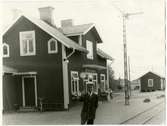 Östra Husby station. Stins Olle Jonsson ca. 1960.
