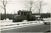 Orrskog station. Untraverkens accumulatorlok.
