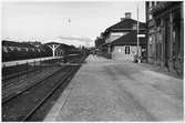 Bollnäs station med resande.