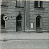 Stationshus från gatusidan.