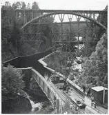 Landsvägsbron under byggnation vid Håverudsakvedukten.
