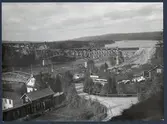 Uppsättning av järnvägsbro över Indalsälven vid Bergeforsen.