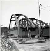 Anläggning av ny bro över Skellefteälven på linjen mellan Karsbäcken och Kusfors, längs norra stambanan.