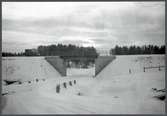 Vägport vid Sunnerstaholm på linjen mellan Bollnäs och Freluga.