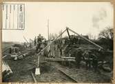 Grävning och läggning för avloppsledning i Hässleholm, Skåne 1918.