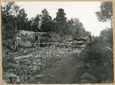 Omläggning av väg mellan Kärråkra och Röinge invid Hässleholm i Skåne 1917.