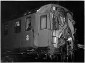 Personvagn efter tågolycka.