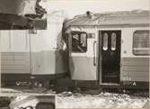 Statens Järnvägar, SJ YCo6 834 och UCFo6y 1845 skador efter kollision med Nordpilen 1955.