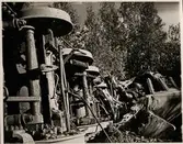 Statens Järnvägar, SJ Oe 74 och SJ Oe 75 har vält och ligger utanför spåret efter jordskred i närheten av Straumsnes på linjen mellan Riksgränsen och Narvik augusti 1937.