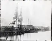 Album med fotografier från Bohusbanan.
Bro över Göta älv, från arbetsplatsen.