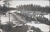 Bro över Vindelälven. Överbyggnaden uppsättes mars 1923.