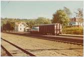 Göteborg - Borås Järnväg, GBJ, SJ Z65, Stationen anlades 1893. Tvåvånings stationsbyggnad i trä. Nytt ställverkshus 1926-27.