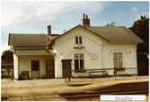 Hindby station 1971. Malmö - Ystad Järnväg, MYJ. Stationen öppnades 1874 och lades ner 1973. Övergick till Statens Järnvägar, SJ 1941.