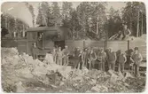 Grusning på Lövstabanan 1919 med Dannemora Harg Järnväg, DHJ lok 9 och DHJ godsvagn 285.