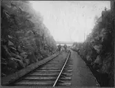 Banarbetare på spåret vid Km 23 på linjen mellan Bomsarvet och Kvarnsveden.