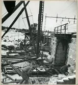 Brobyggningsarbete vid Sköldinge utfört av rallare.