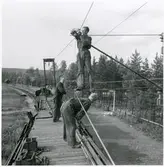 Montering av kontaktledning.