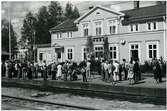 Mora station. Från invigningen av eldriften på linjen Borlänge - Mora.