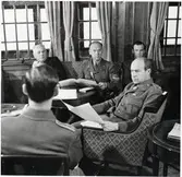 Sammanträde miltär järnvägstjänst.