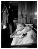 Resande med 1:a klass sovkupé. Statens Järnvägar, SJ ABo2c.