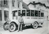 Första bussen på linjen Gimo - Östhammar - Öregrund år 1931.
