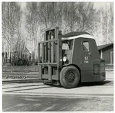 Större gaffeltruck, Statens Järnvägar, SJ 1704 i kajtjänst i Göteborg.