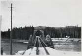 Oxbergsbron över Österdalsälven, på sträckan mellan Oxberg och Blyberg.