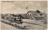 Björbo station. Stockholm - Västerås - Bergslagens järnvägar. SWB godsvagn 591, SWB godsvagn 528.