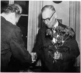 Stationsmästare Josef Andersson avtackas.