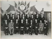 Statens Järnvägar, SJ:s personalgruppfoto. 1955-års guldmedaljör utdelning.