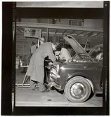 Ljuskontroll vidTrafikaktiebolaget Grängesberg - Oxelösunds Järnvägar, TGOJ:s verkstad.