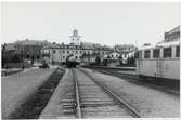 Bangården vid Strömstad station. Statens järnvägar motorvagn.