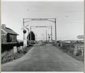 Järnvägsövergång vid Eldsberga Södra på linjen mellan Trönninge och Genevad.