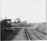 Järnvägsövergång med vaktkur vid Saftstationen på linjen mellan Eslöv och Hurva.