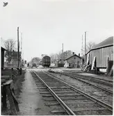 Järnvägsövergång vid Vollsjö station.