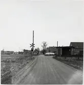 Järnvägsövergång vid Östra Herrestad hållplats.