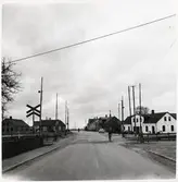 Järnvägsövergång vid bangården på Borrby station, på sträckan mellan Hammenhög och Löderup.