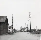 Järnvägsövergång vid Östra Tommarp station, på sträckan mellan Gärsnäs och Järrestad.