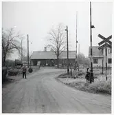 Järnvägsövergång vid Färlöv, på sträckan mellan Hanaskog och Vinnö.