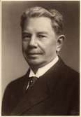 S.J.G.Gislander född 25/10 1871 ritare 1898 underingenjör 1901 verkmästare 1904 Maskiningenjör kl2 1908.