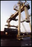 Lastning med containerkran.