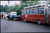 Gaslastbil och gasbuss i Cluj - Napoca, Rumänien.