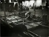 Transport på en golvtravers i Trafikaktiebolaget Grängesberg - Oxelösunds Järnvägar, TGOJ verkstad, Eskilstuna.