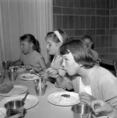 Skolbespisningspremiär.
4 september 1958.