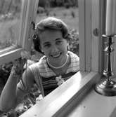 Jugoslavisk flicka.
12 september 1958.