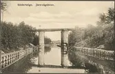 Järnvägsbro över Södertälje kanal.