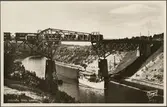 Öppningsbar järnvägsbro över Södertälje kanal.