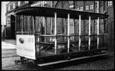 Göteborgs Spårvägar, GS före detta öppen hästspårvagn ombyggd 1902 till öppen släpvagn. Här utanför vagnhallen Stampgatan.