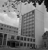 Diverse bilder, 1958. 
Byggnad.